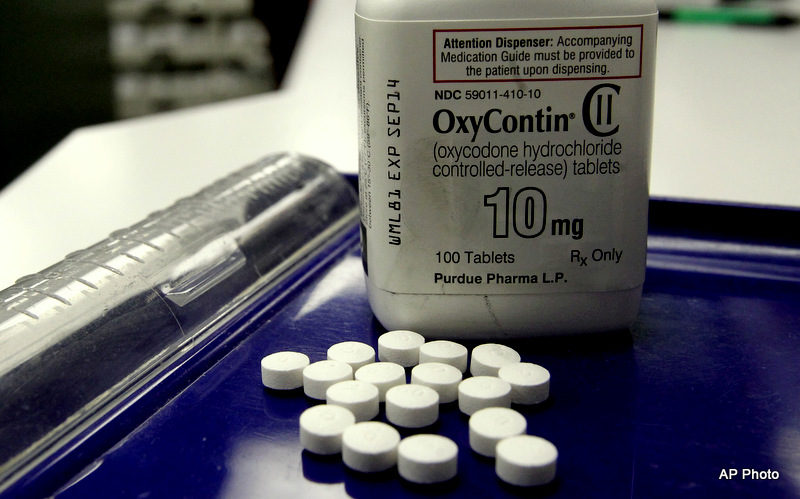 FDA Accused Of Fuelling Record Painkiller Addiction “Epidemic”