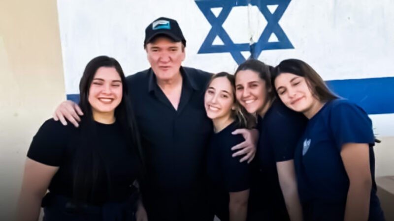 Quentin Tarantino Under Fire for Posing with Israeli Soldiers